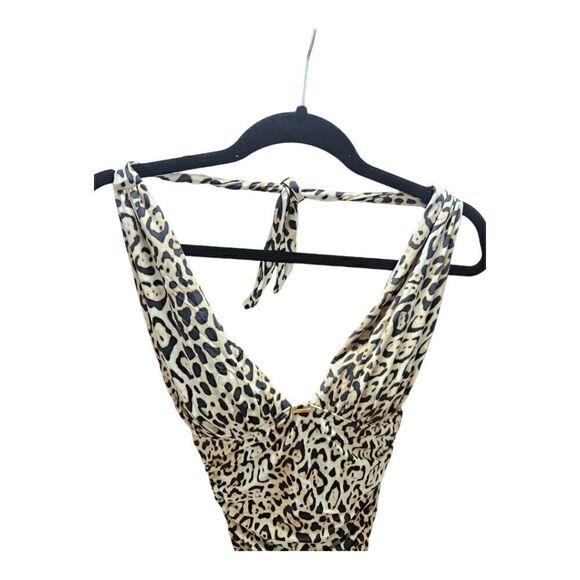 VICTORIA'S SECRET Leopard Print One Piece Halter Top Swimsuit - Size XS - Picture 3 of 8